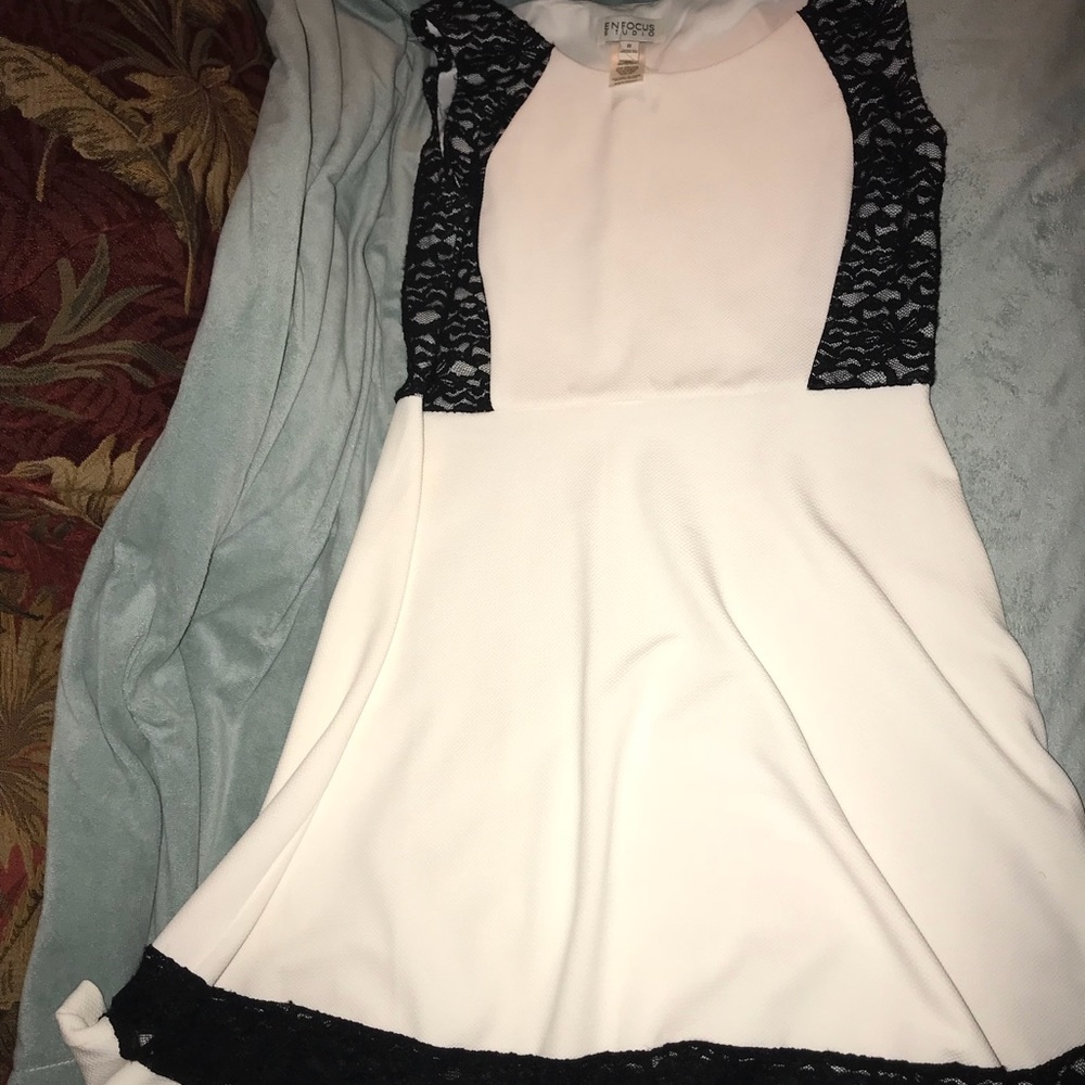 Dress - Picture 2 of 2